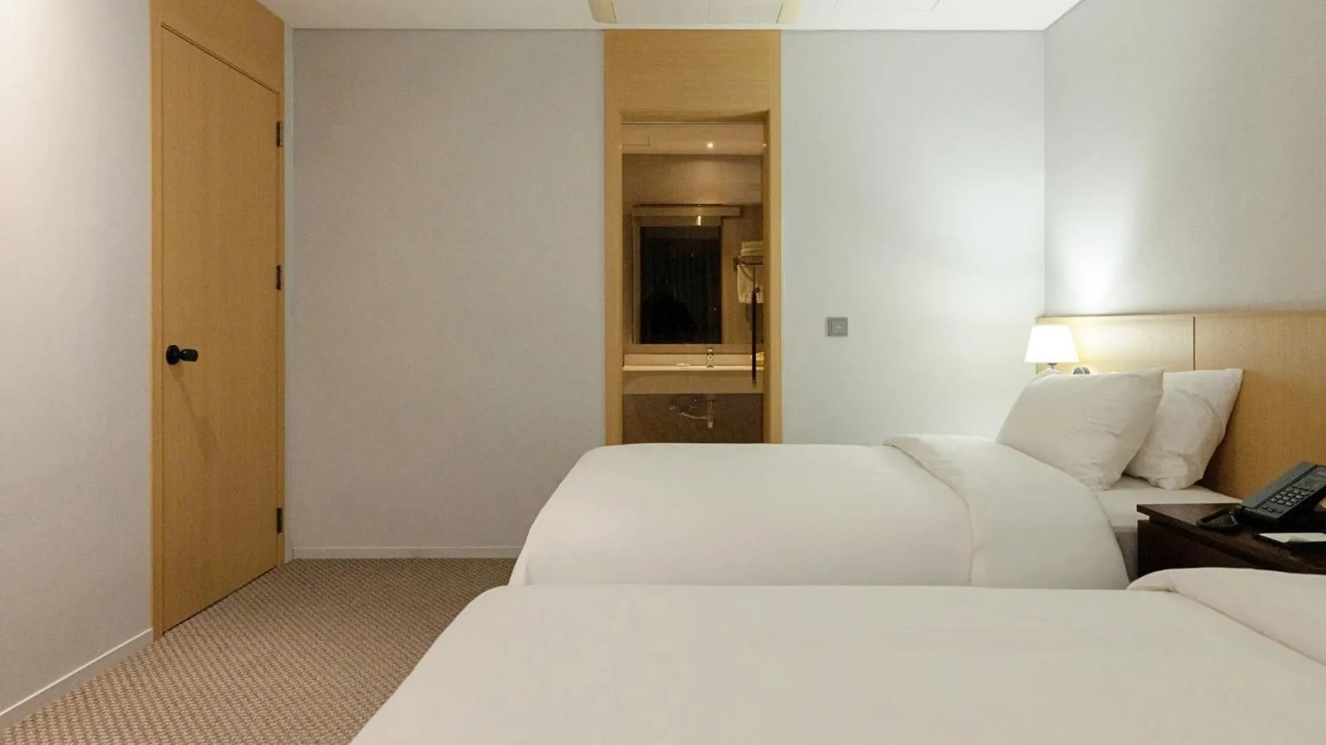 Anook Signature Hotel Incheon Guwol 4*,