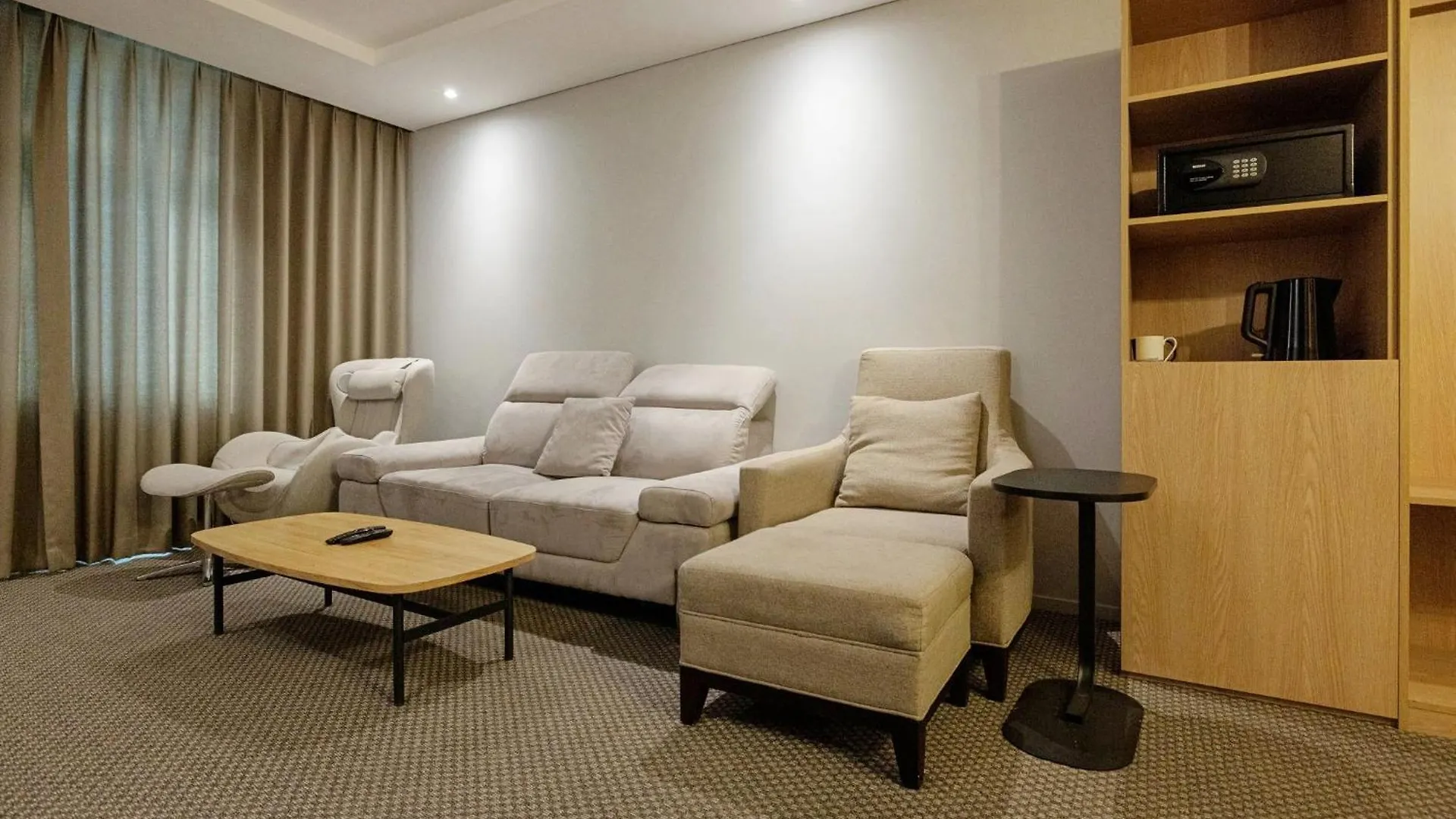 Anook Signature Hotel Incheon Guwol 4*,  韓国