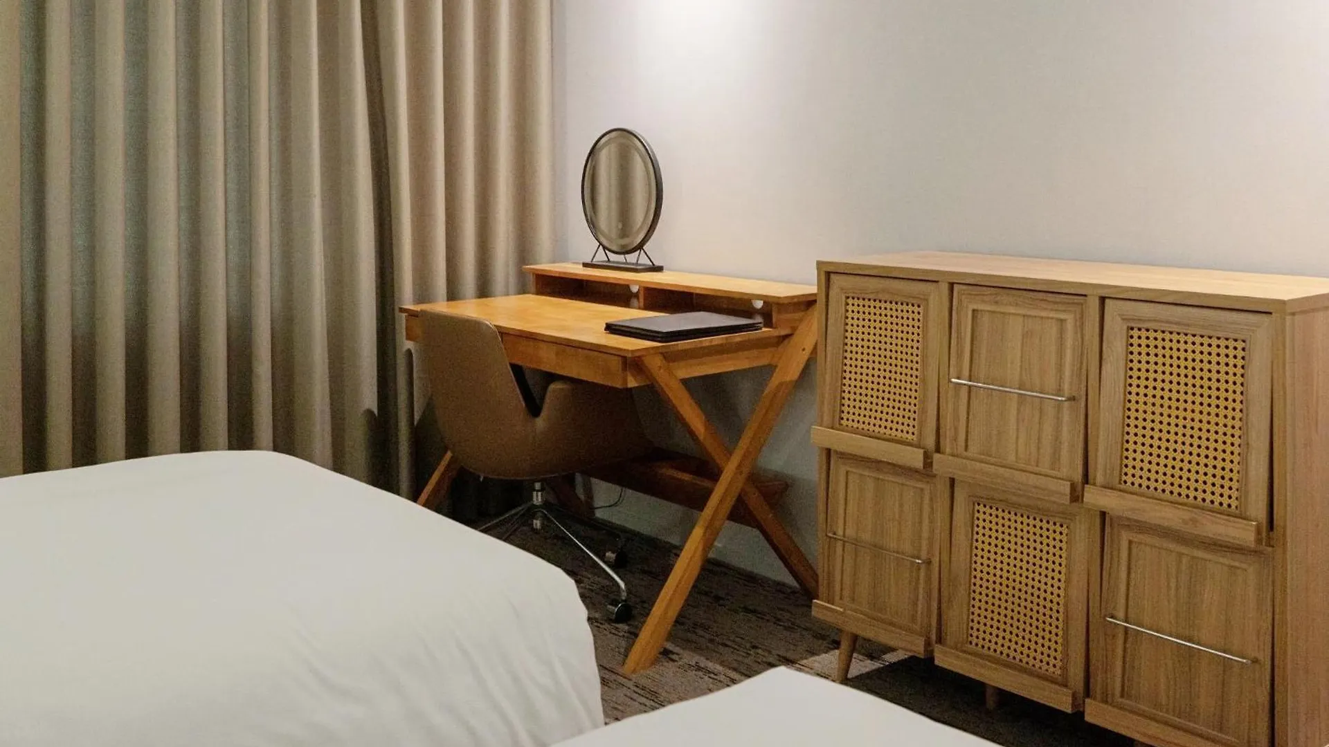 Anook Signature Hotel Incheon Guwol 4*,