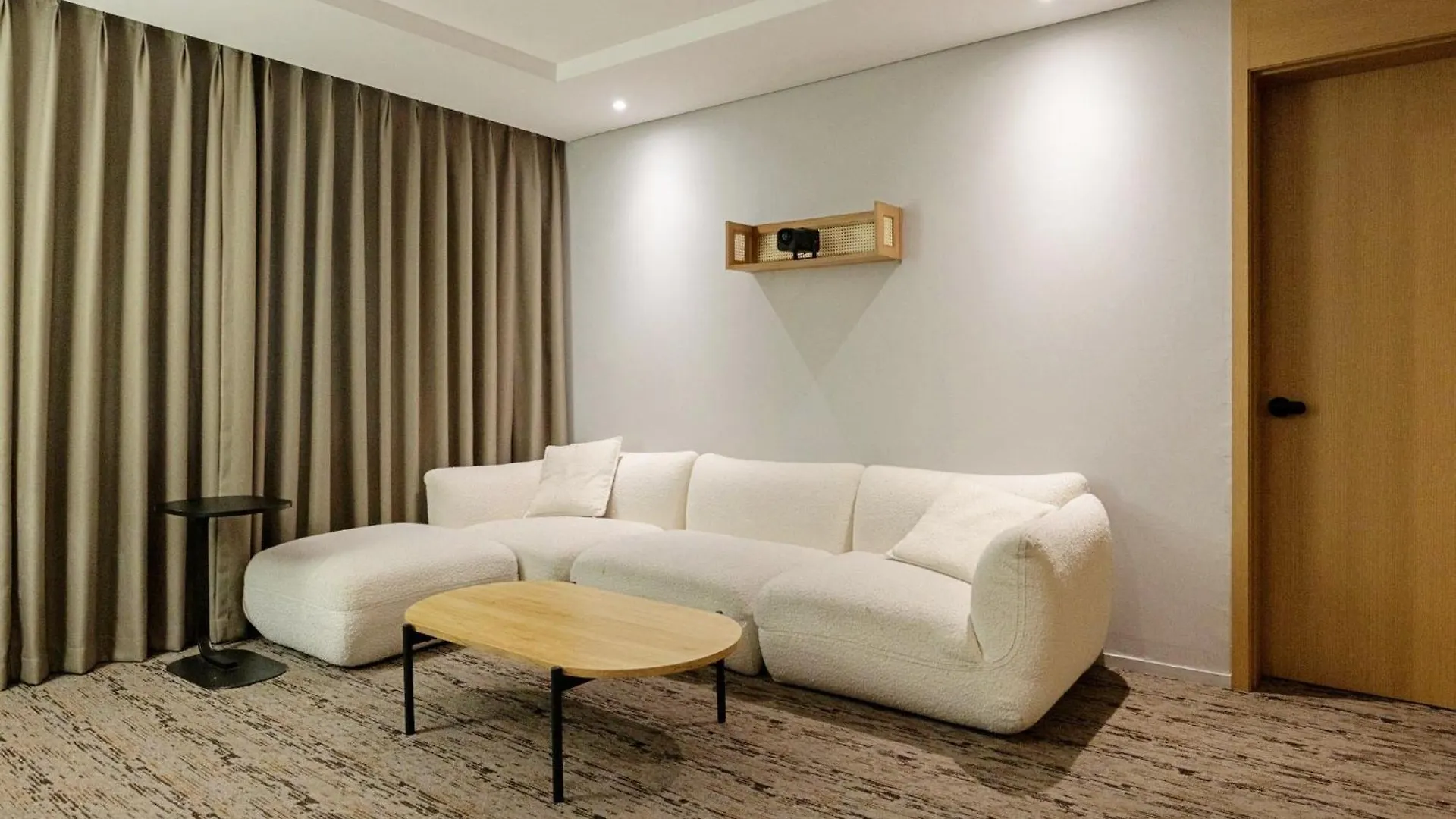 Anook Signature Hotel Incheon Guwol 4*,