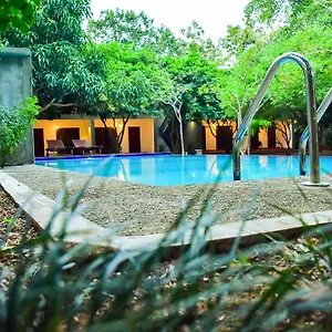 Tropicara Hotel Sigiriya