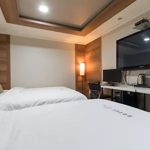 https://no-25-seomyeon-station.hotelsinbusan.com